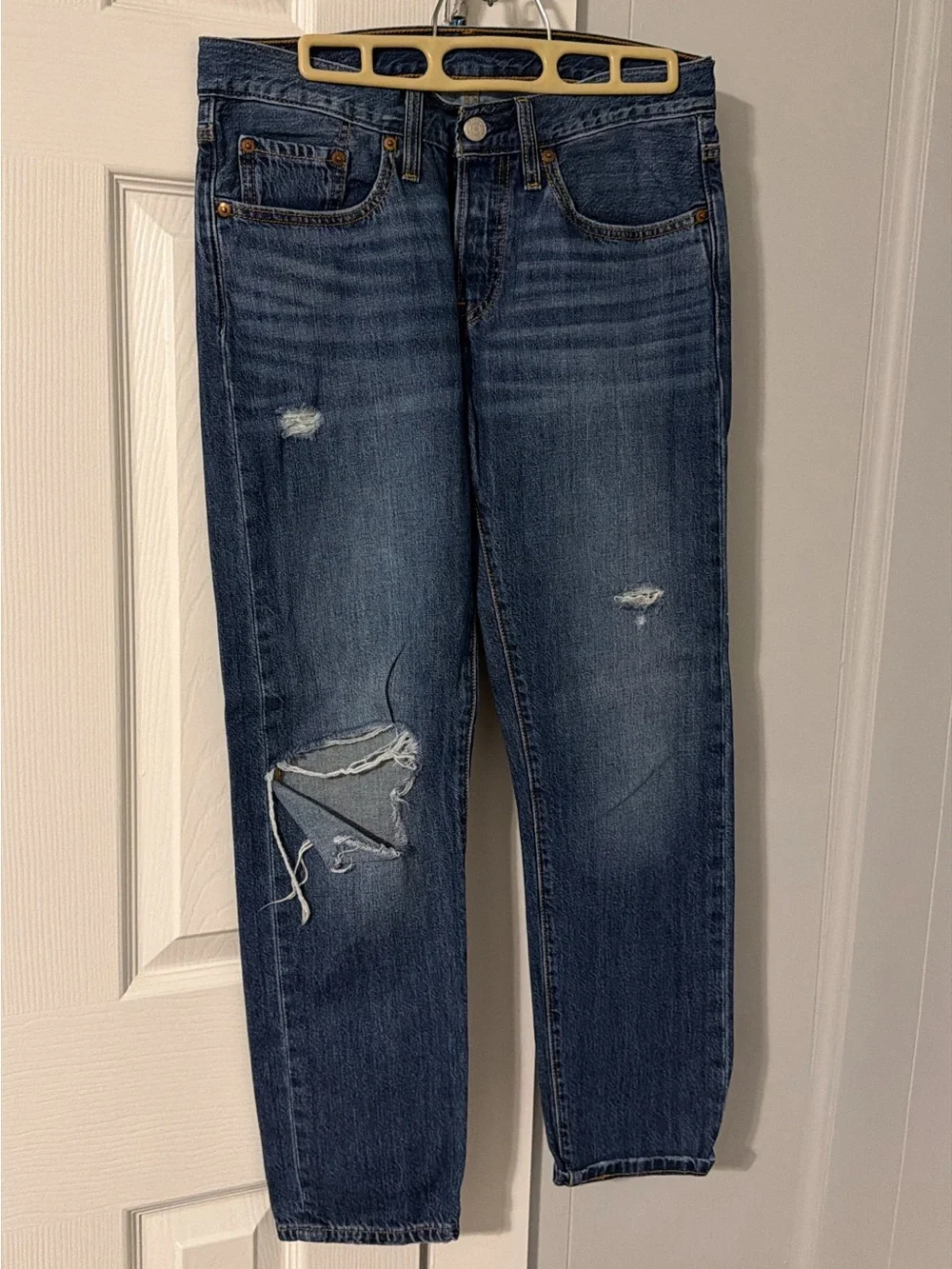 Levi's Women's Distressed Straight-Leg Jeans in Dark Blue Wash
